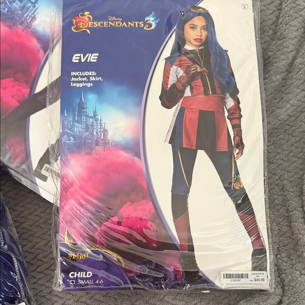 Disney Descendants Evie Costume W/ Wig & Gloves